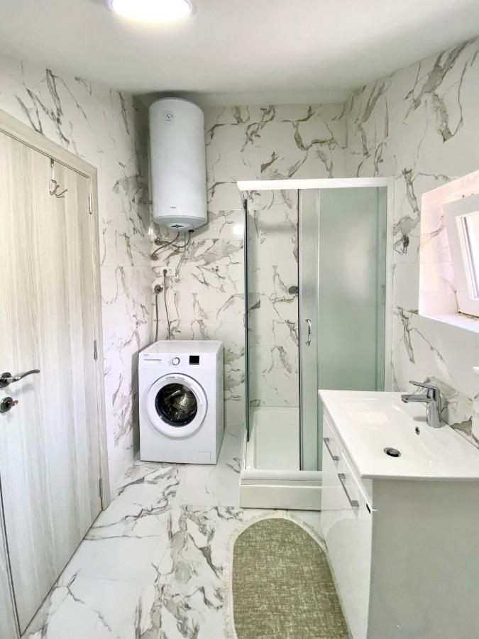 Apartments Lav Kotor Dış mekan fotoğraf